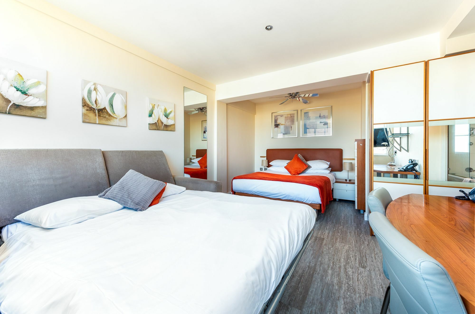Roland House Aparthotel Londra Exterior foto